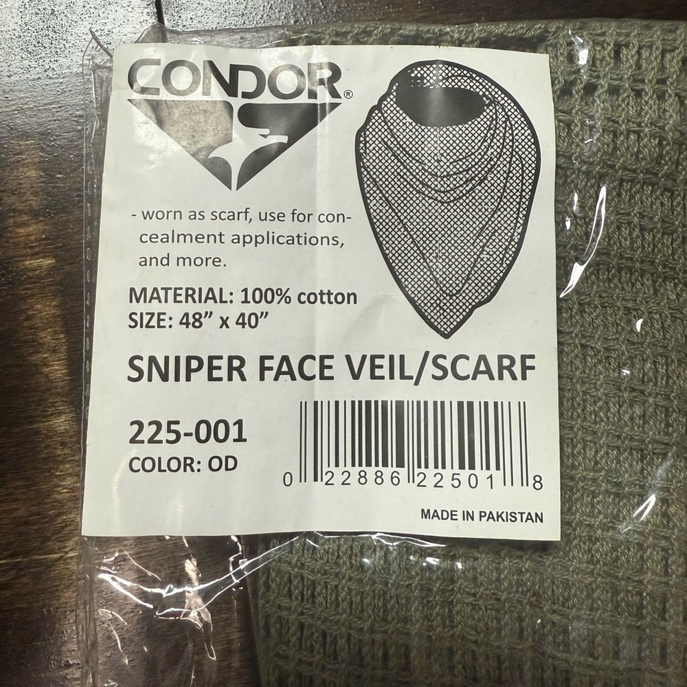 Condor Veil/Scarf - Picture 2 of 6